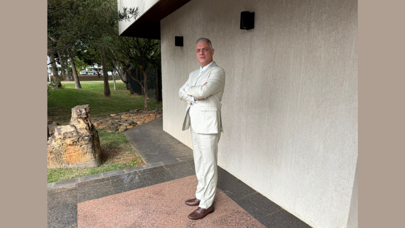 Leonardo Manzan comenta os desafios tributários que cercam a geração compartilhada de energia e suas oportunidades com a nova regulação.