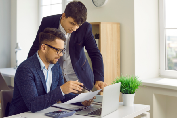 Carlos Eduardo Rosalba Padilha explica como utilizar ferramentas de avaliação para medir o valor real do seu negócio.
