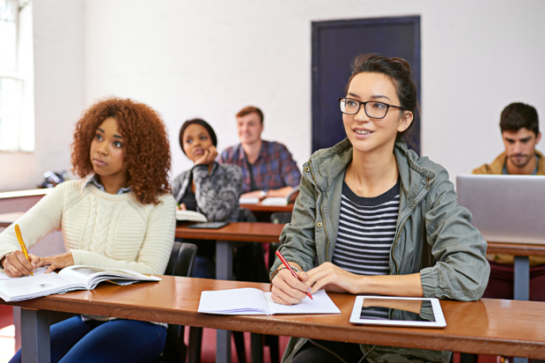 Sérgio Bento De Araújo analisa como preparar estudantes para as competências exigidas em um mundo cada vez mais digital.